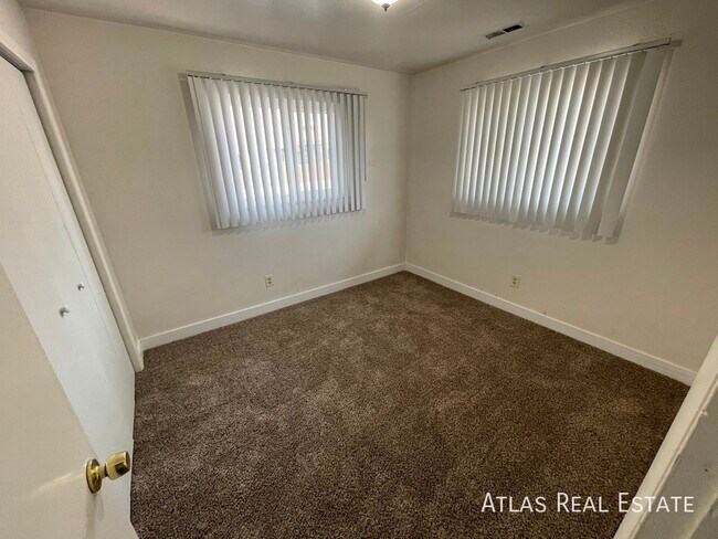 Building Photo - 1809 Eagle View Dr