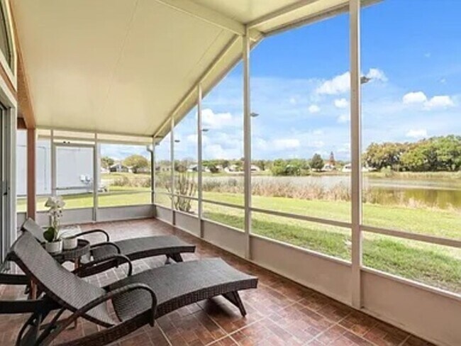 Building Photo - 3114 Dellcrest Pl