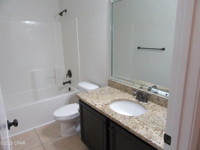 Building Photo - 114 Lake Merial Shores Dr