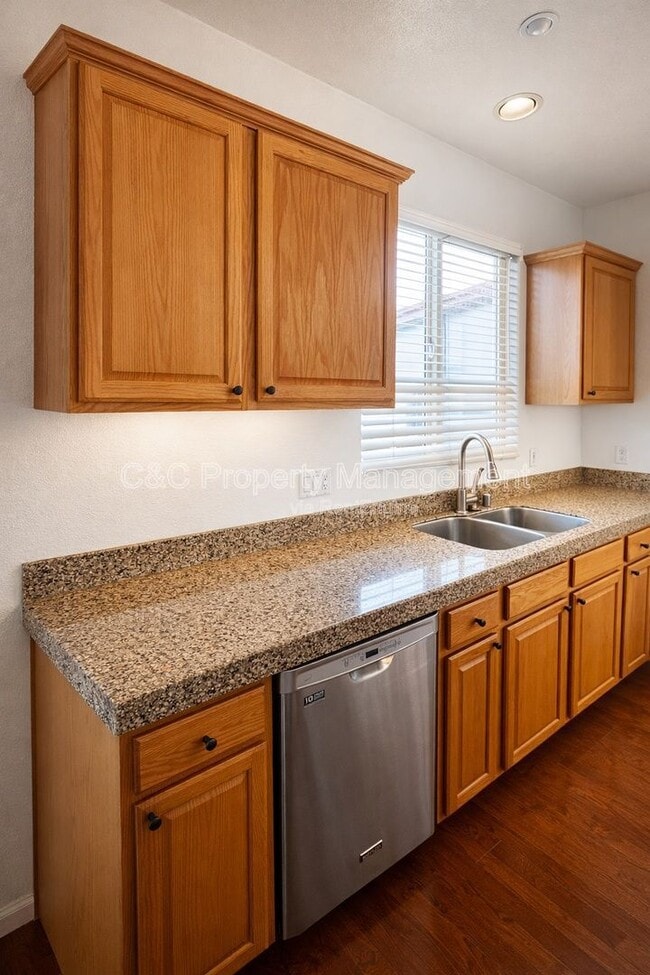 Building Photo - 25106 Angelina Ln