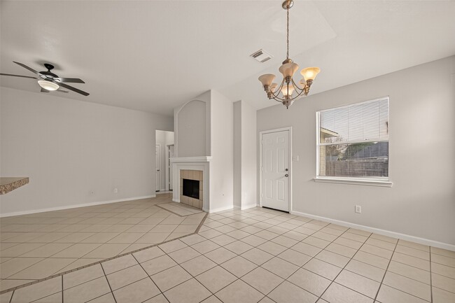 Building Photo - 1918 Riane Ln