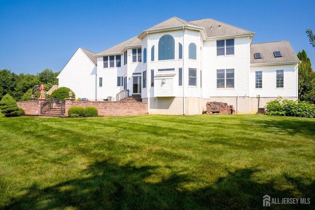 Building Photo - 19 Meadowlark Dr