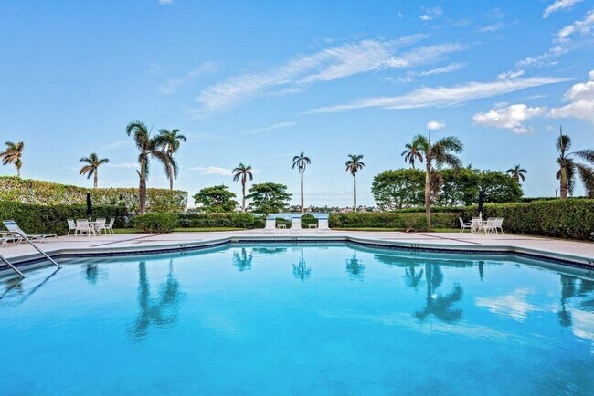 Building Photo - 1701 S Flagler Dr