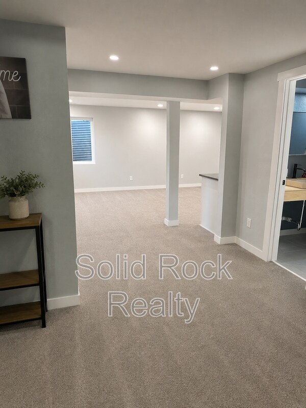 Building Photo - 87 Saddlemountain Rd