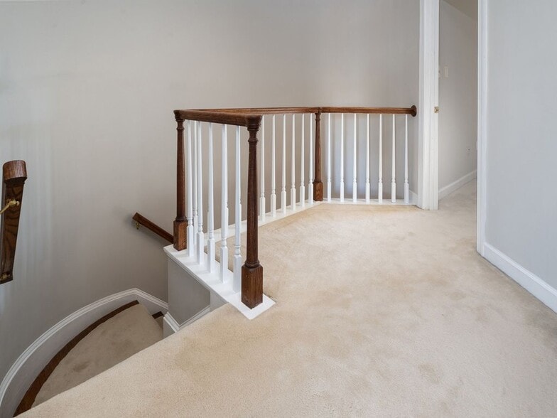 Building Photo - 2155 Wolftrap Ct