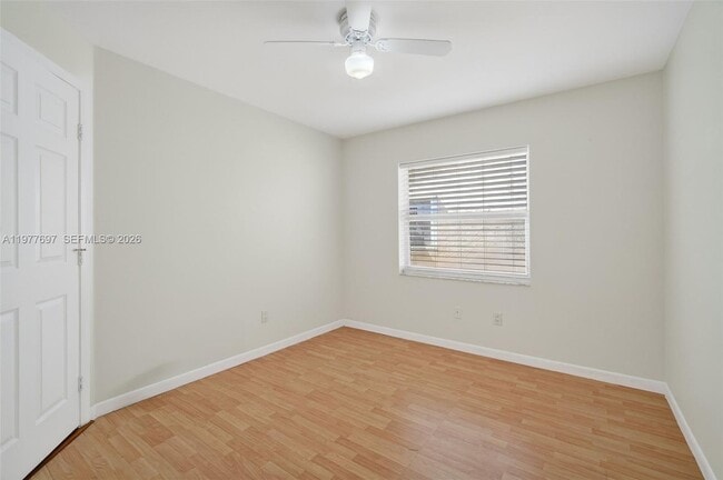 Building Photo - 10624 Plainview Cir