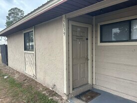 Building Photo - 3839 NW Huntsboro St