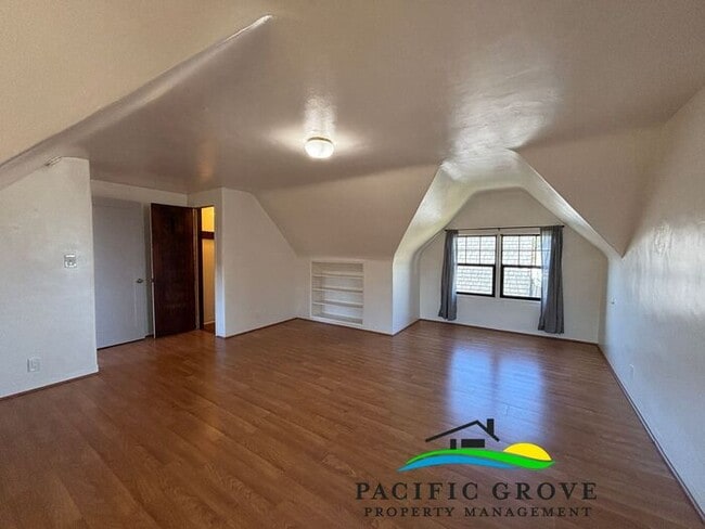 Building Photo - Delightful 3-Bedroom, 2 bath home in Pacific Grove