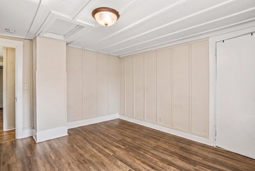 Building Photo - 124 N Franklin St