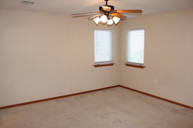 Building Photo - Great home in East Manhattan! *UPDATED PHOTOS COMING SOON*