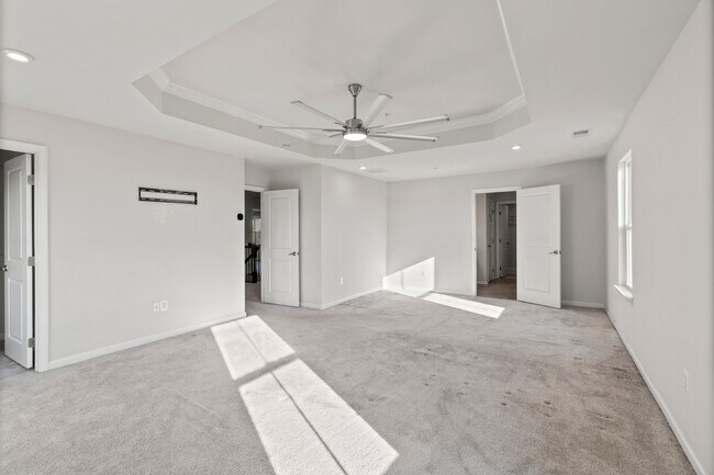 Building Photo - 311 Sunrise Ct