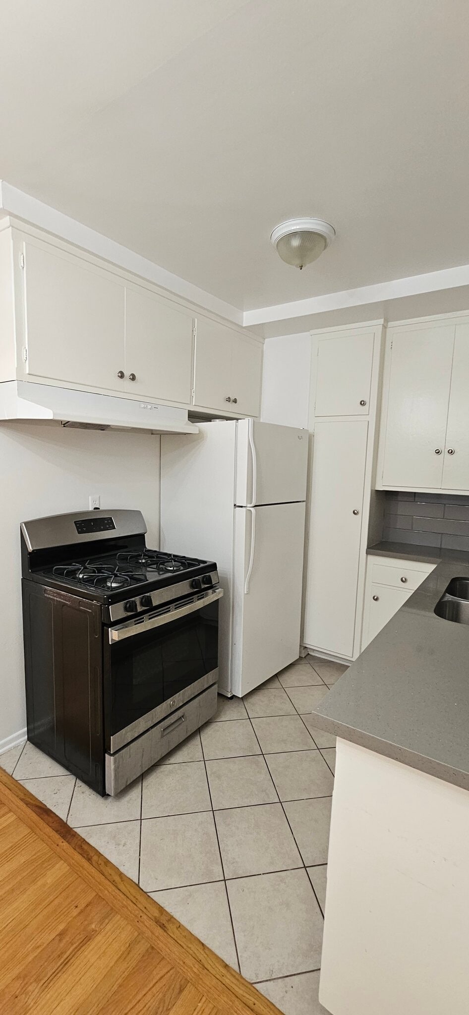Building Photo - 1501 Pearl St
