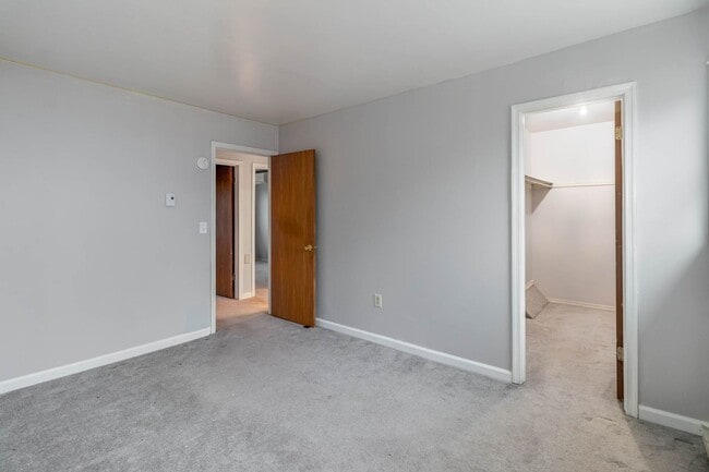 Building Photo - West Shore School District Town-Home For R...