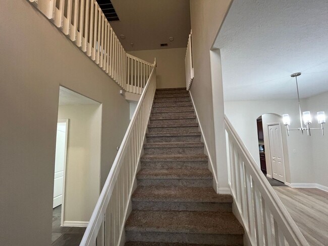 Building Photo - Corner Lot, 4 Bedroom Home with Pool at No...