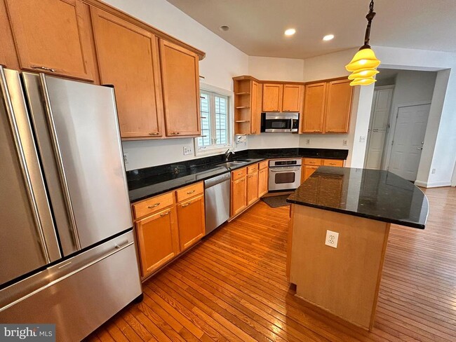 Building Photo - 308 Trotter Farm Dr