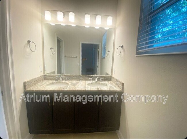 Building Photo - 1750 19th St S