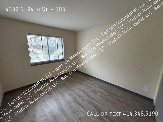 Building Photo - 4332 N 94th St