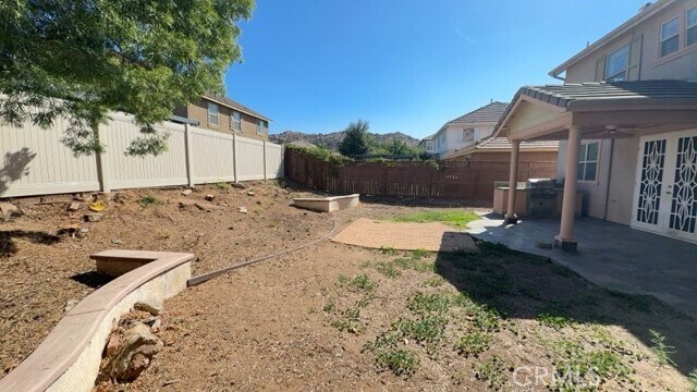 Building Photo - 3057 Hawthorne Rd