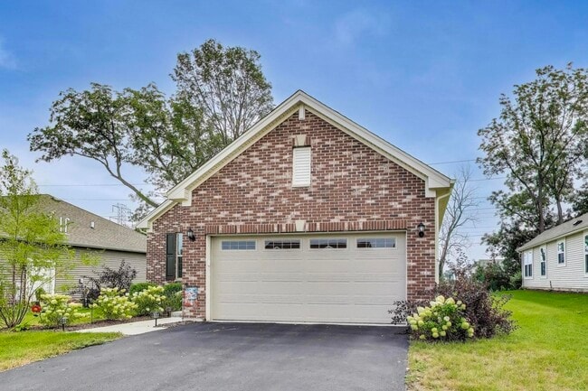 Building Photo - 1101 Black Cherry Dr