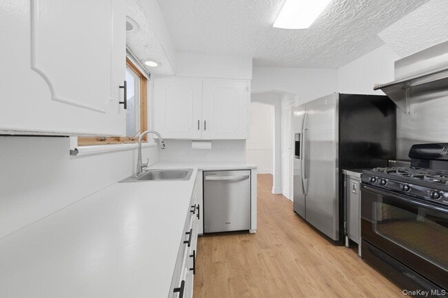 Building Photo - 54 Vernon Pkwy