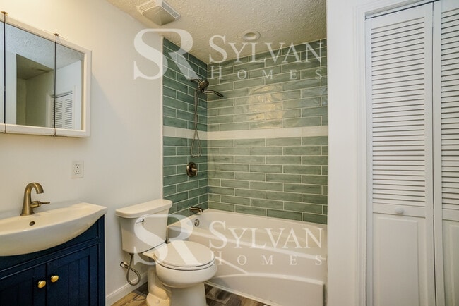 Building Photo - Coming HOME never felt so good!