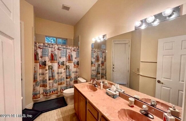 Building Photo - 1796 Arbor Dr