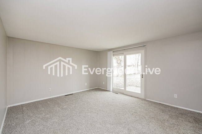 Building Photo - 1712 W Loveland Ave