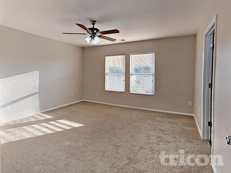 Building Photo - 3728 Charterhall Ln