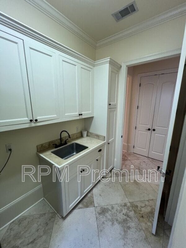 Building Photo - 17703 Shady Creek Ave