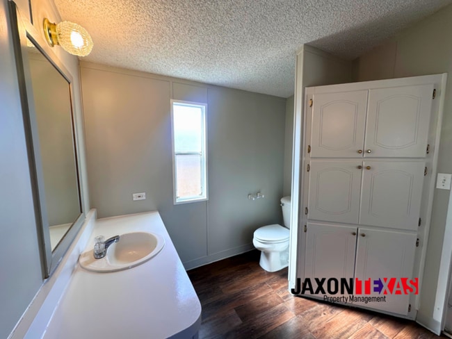 Building Photo - 850 Talbot Ave