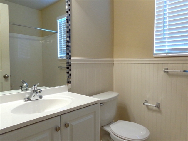 Building Photo - 2964 S Fetzer Dr