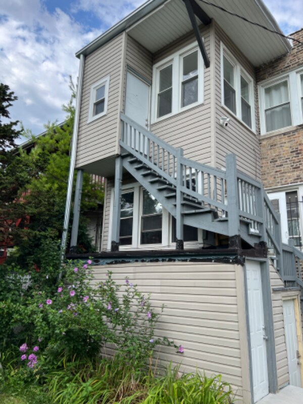 Building Photo - 1008 N Mozart St