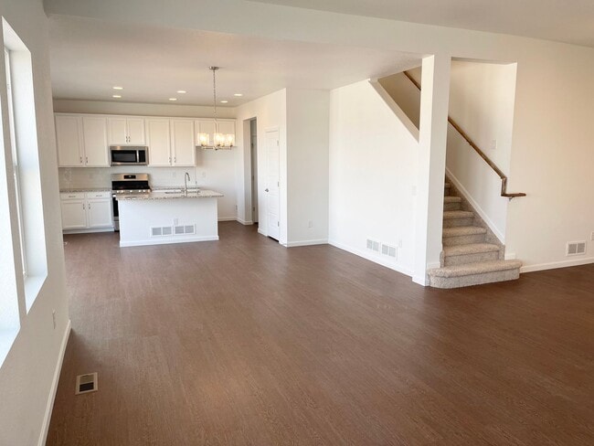 Building Photo - Beautiful home for rent between Parker and...