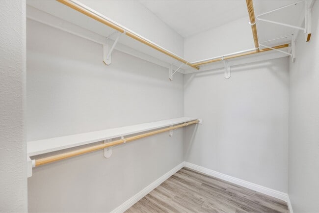 Building Photo - Upgraded Townhouse in Summerlin