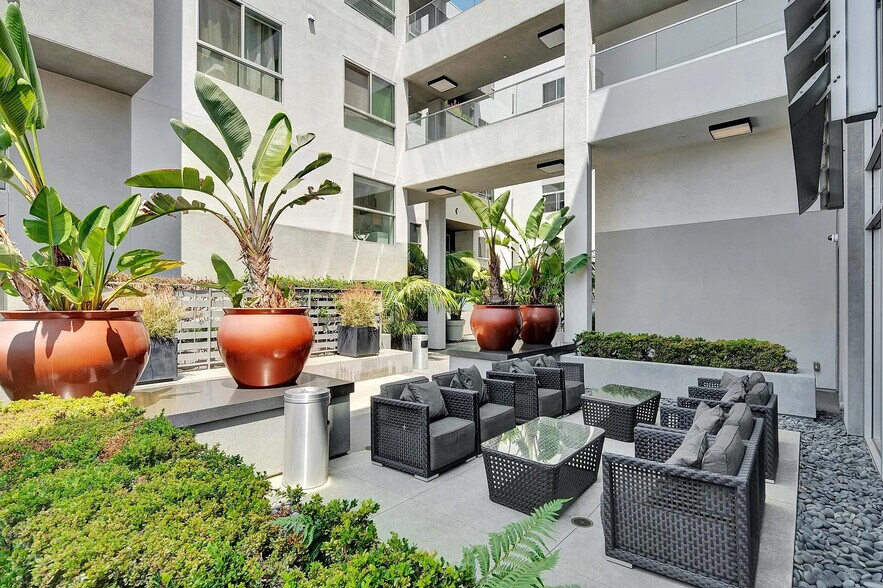 Building Photo - 1730 Sawtelle Blvd