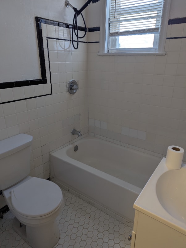 Building Photo - 1492 Princess Ave