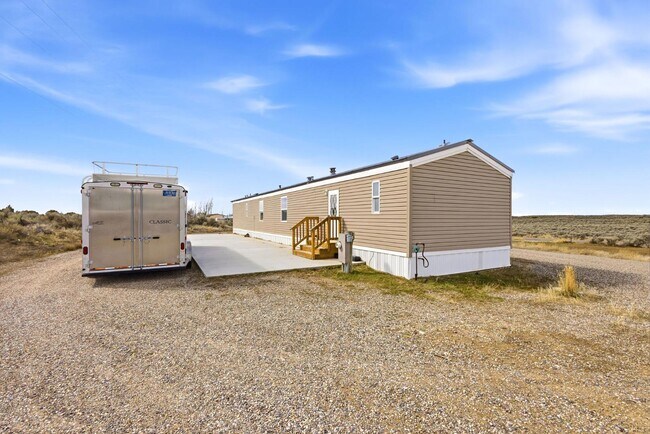 Building Photo - 1178 Twin Butte Rd