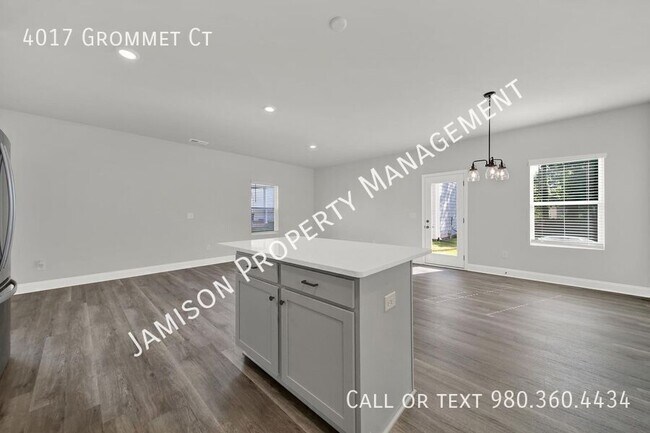 Building Photo - 4017 Grommet Ct