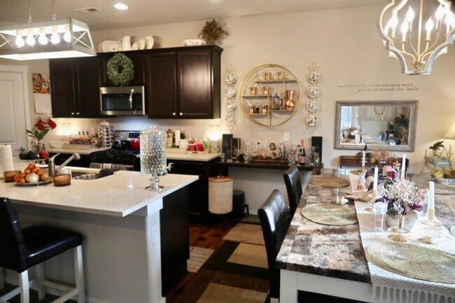 Building Photo - 15206 82nd Ave E