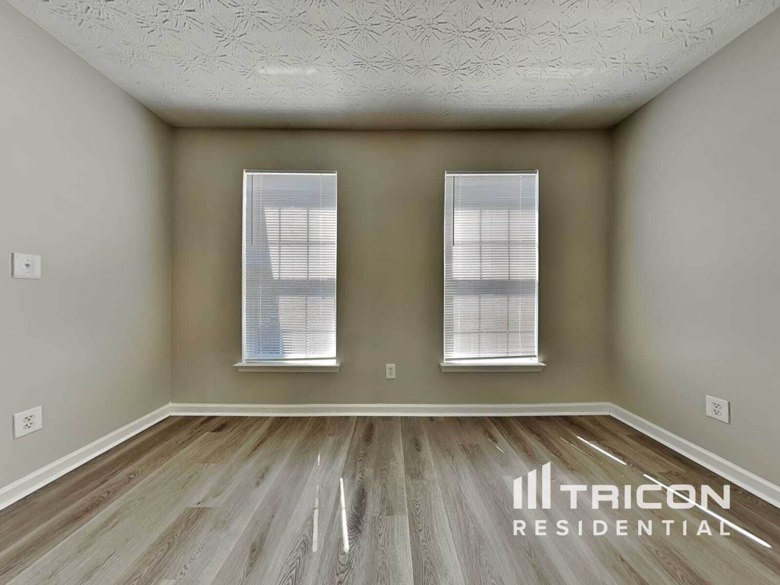 Building Photo - 1437 Gates Cir SE