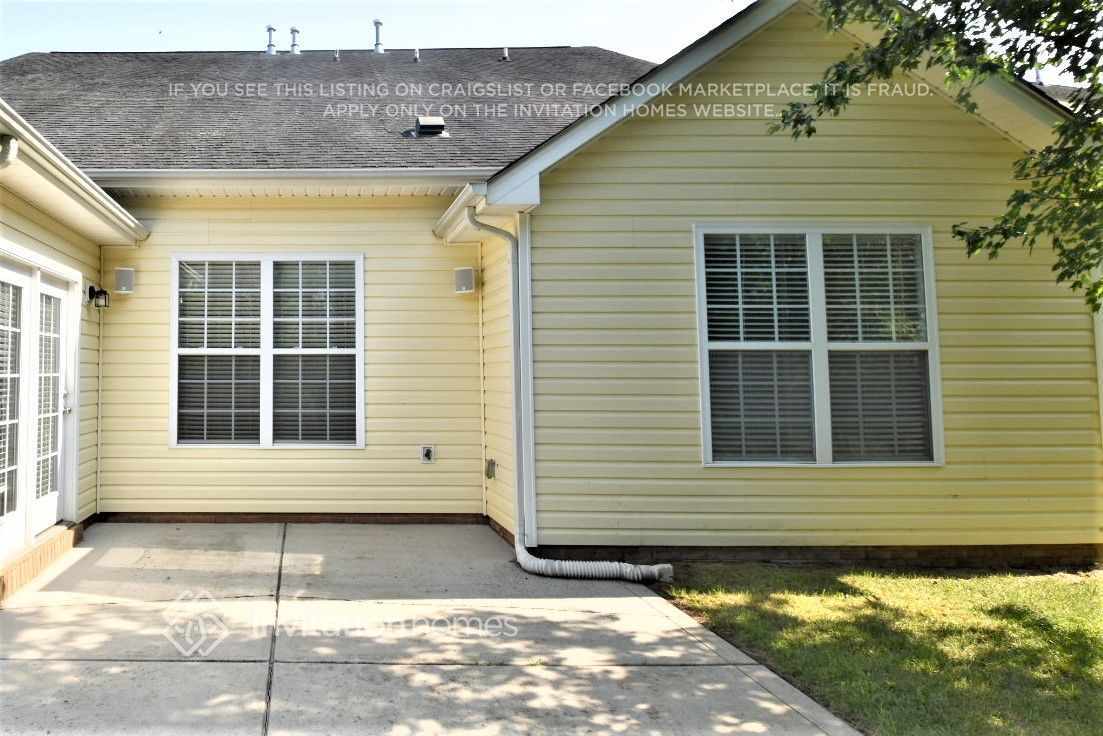 Building Photo - 14023 Acorn Creek Ln