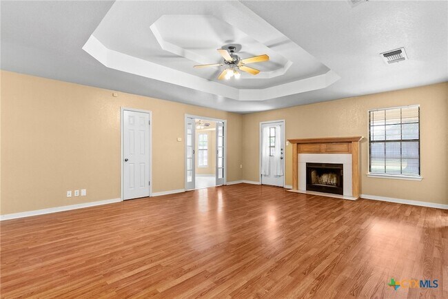 Building Photo - 3923 Oak Valley Dr