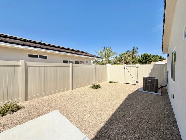 Building Photo - 68162-68162 Modalo Rd