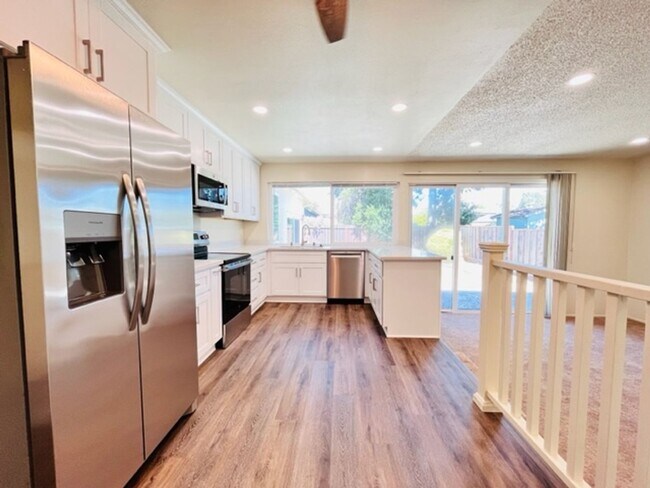 Building Photo - Move-In Ready 4BD/2BA Single Story, Ranch-...