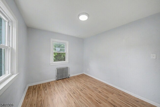 Building Photo - 1019 Rivington St