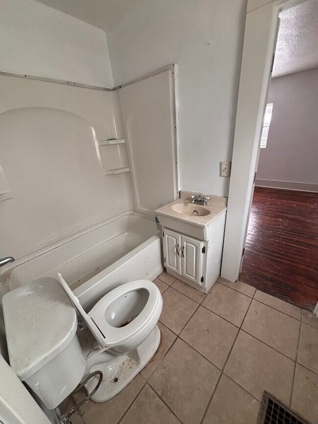 Building Photo - Why Rent when you could Own for less