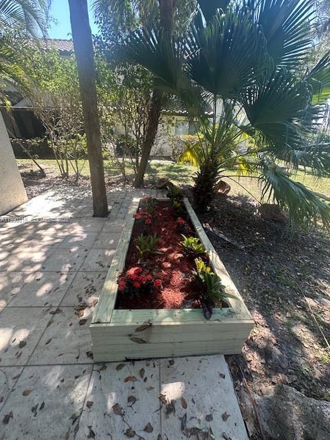 Building Photo - 7200 NW 2nd Ave