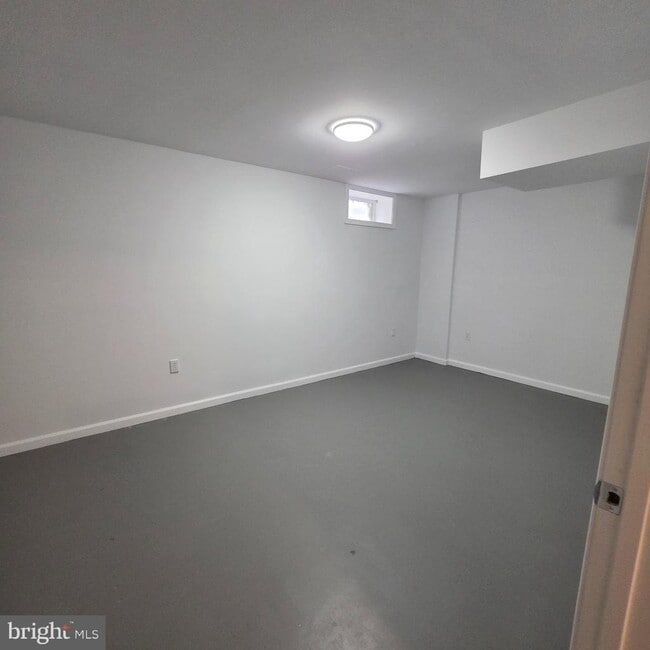 Building Photo - 1758 Springfield Ln