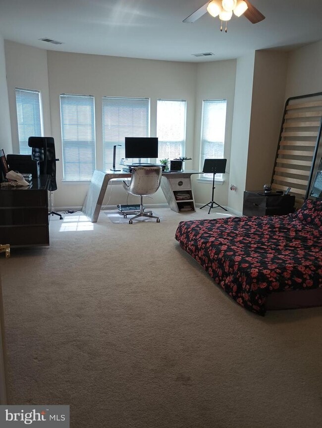 Building Photo - 42133 Fremont Preserve Square