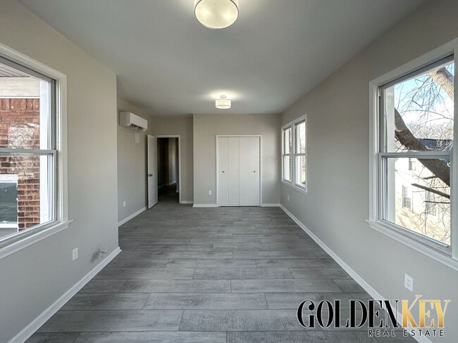 Building Photo - 3854-3831 31st St